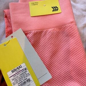 Kids High-Rise Leggings - size 6